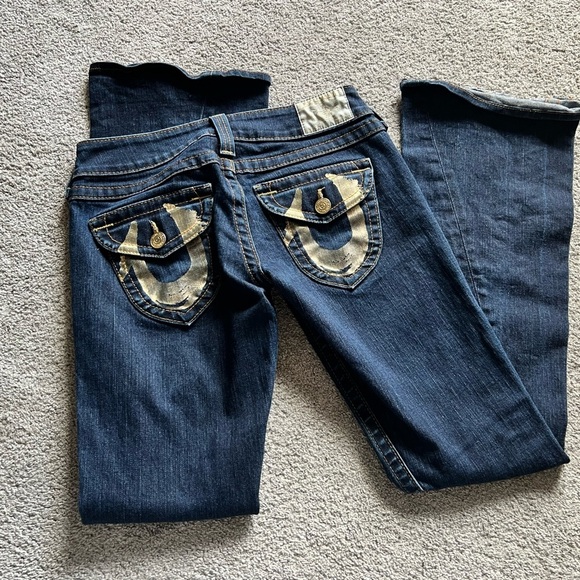 True Religion Bobby Gold Painted Pockets Size 27 x 33 Low-Rise Bootcut Jeans - Picture 1 of 4